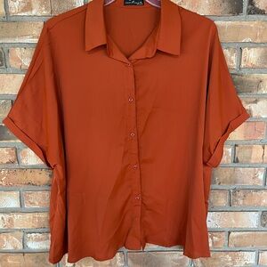 Emery Rose Plus Size Rust Burnt Orange Short Sleeve Button-Down Shirt Size 1X